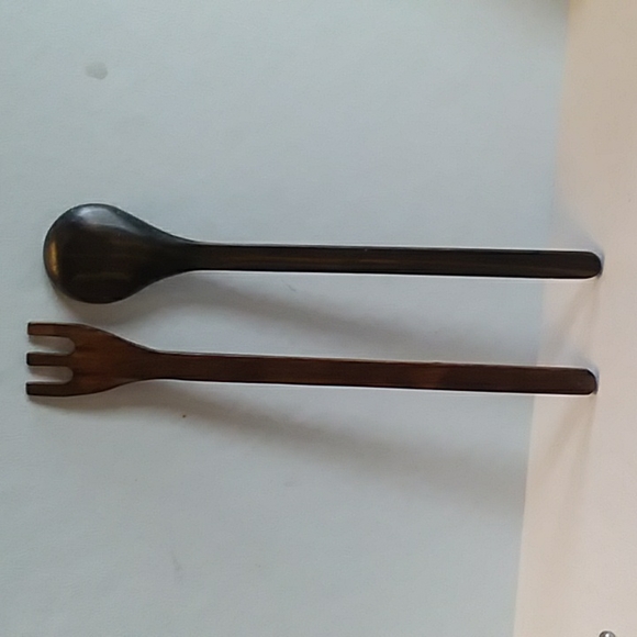 Hand Made Wood Salad Utensils - Picture 2 of 11